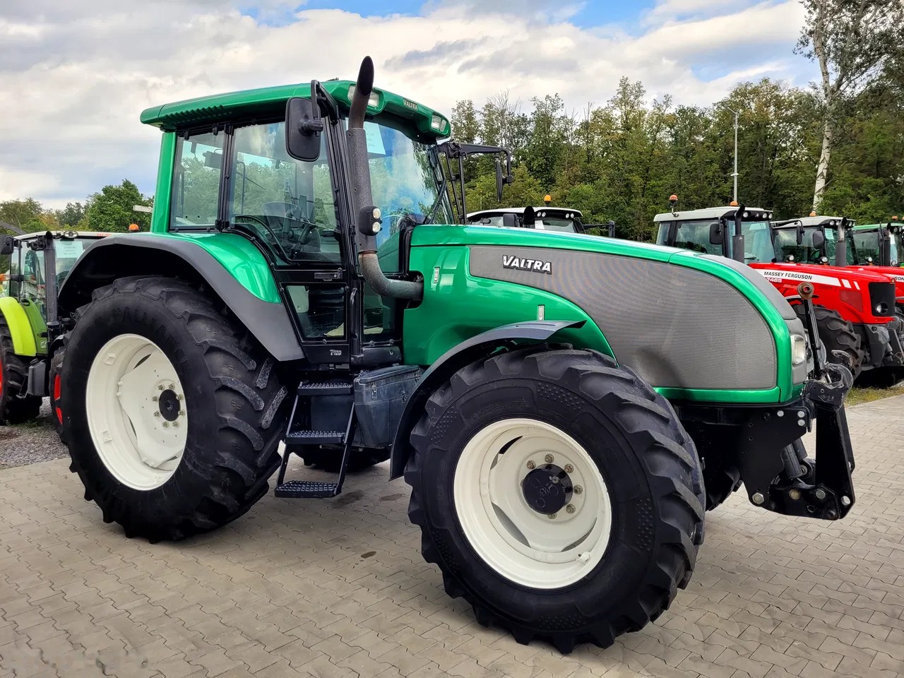2006 Valtra T 120 HI-TECH, 8 954 mth, dovoz Skladom v EÚ — foto 7 z 24
