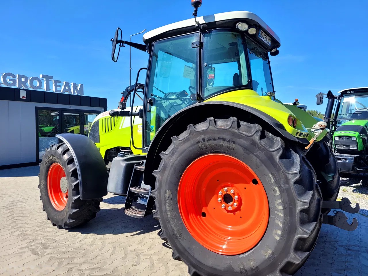 2009 Claas ARION 630 CIS, 10 060 mth, dovoz Skladom v EÚ — foto 12 z 24