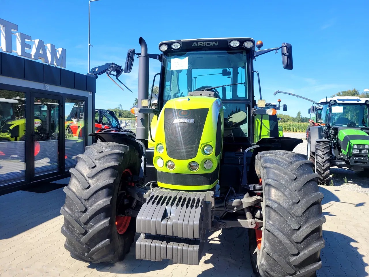 2009 Claas ARION 630 CIS, 10 060 mth, dovoz Skladom v EÚ — foto 2 z 24