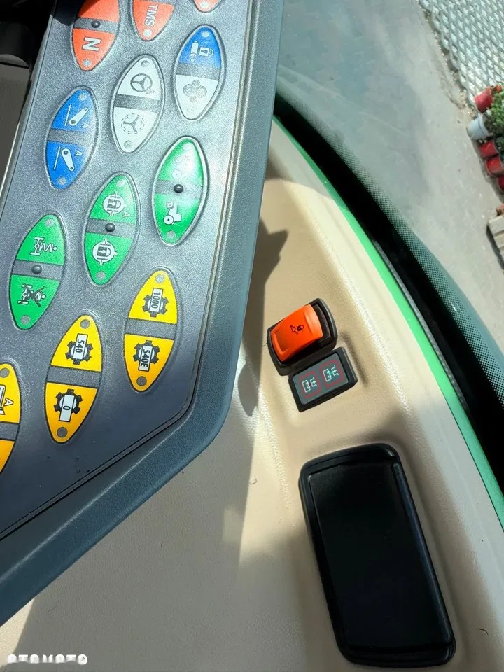 2014 Fendt 512 Vario, 7 200 mth, dovoz Skladom v EÚ — foto 7 z 23