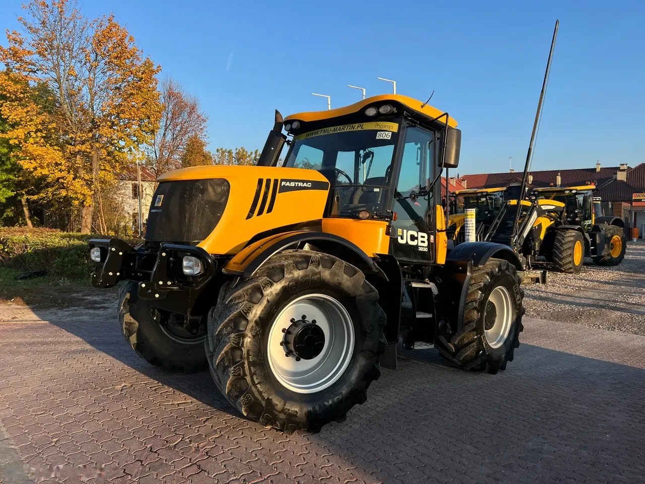 2011 JCB Fastrac 3230 Xtra, dovoz Skladom v EÚ — foto 1 z 24 2011 JCB Fastrac 3230 Xtra, dovoz Skladom v EÚ — foto 1 z 24