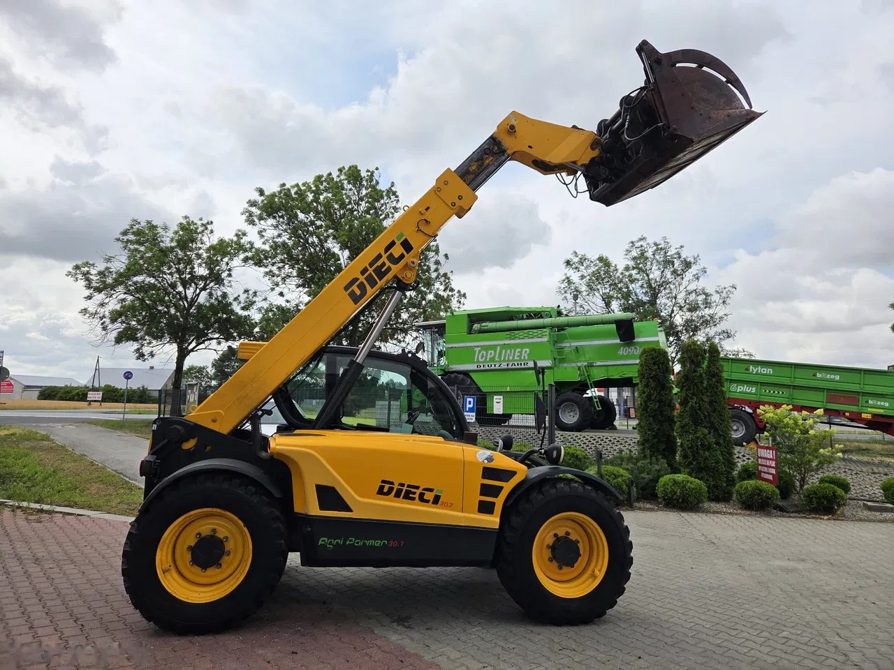 2015 Dieci AGRI, dovoz Skladom v EÚ — foto 5 z 22