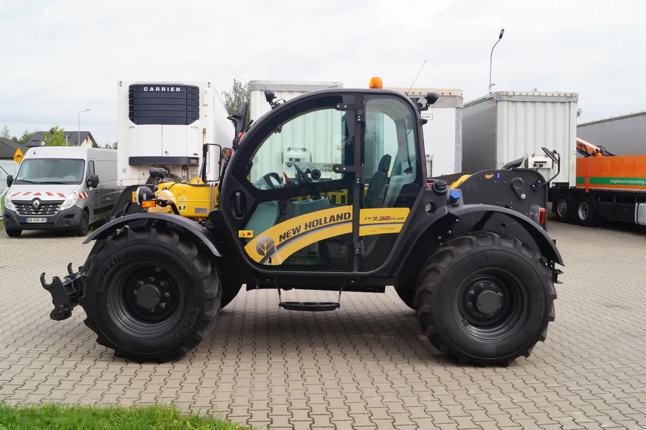 2021 New Holland TH, 4 606 mth, dovoz Skladom v EÚ — foto 7 z 24
