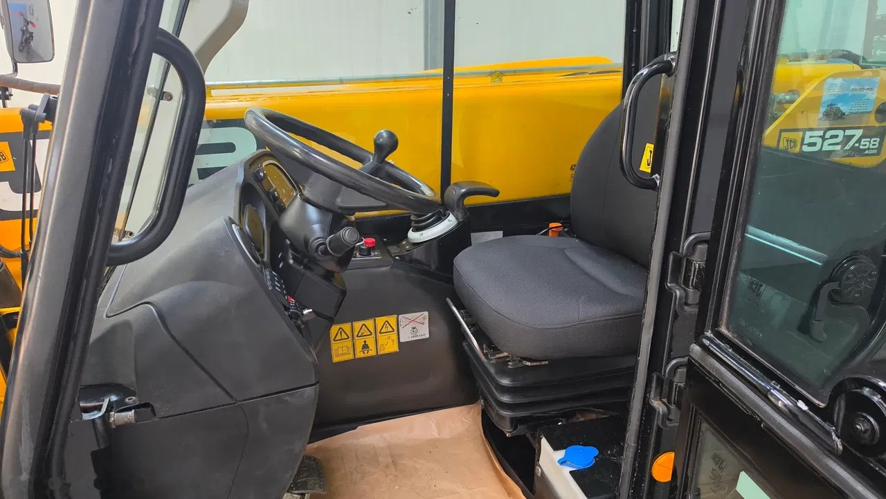 2013 JCB 527-58, 7 700 mth, dovoz Skladom v EÚ — foto 3 z 18