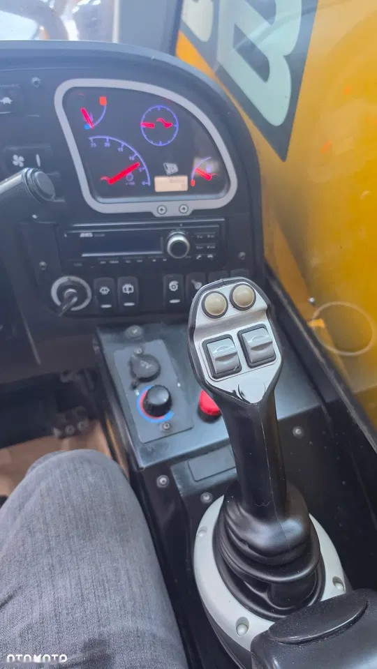 2013 JCB 527-58, 7 700 mth, dovoz Skladom v EÚ — foto 4 z 18