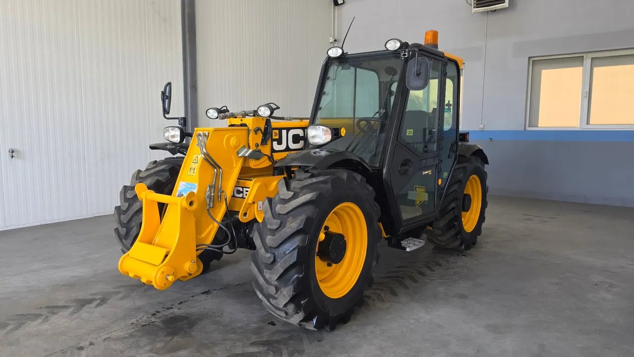 2013 JCB 527-58, 7 700 mth, dovoz Skladom v EÚ — foto 7 z 18