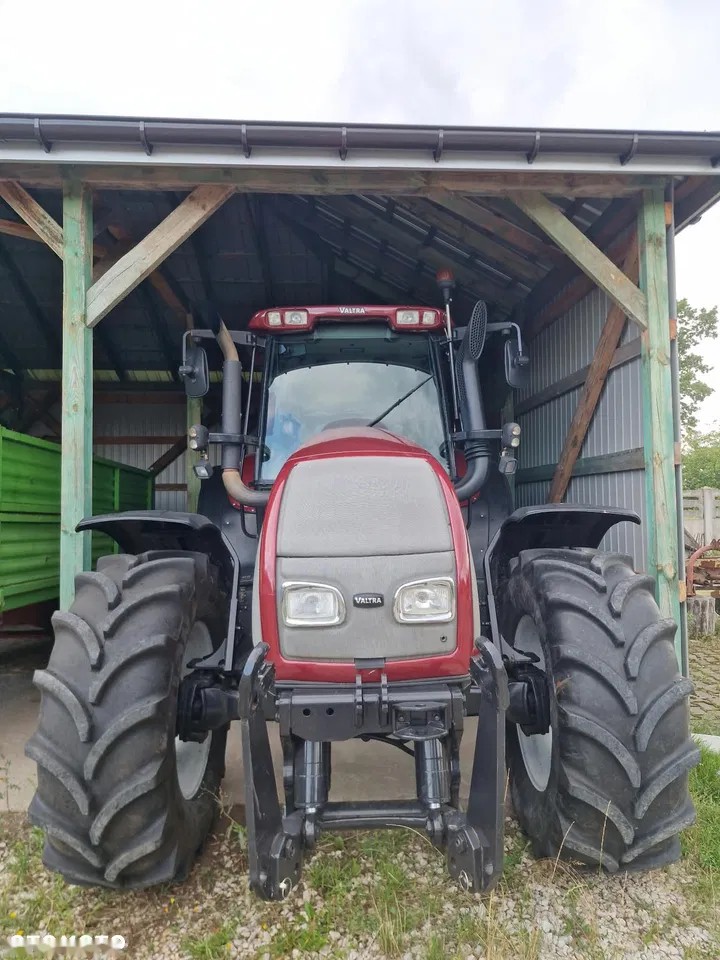 2005 Valtra T140, 9 529 mth, dovoz Skladom v EÚ — foto 1 | AMECAR 2005 Valtra T140, 9 529 mth, dovoz Skladom v EÚ — foto 1