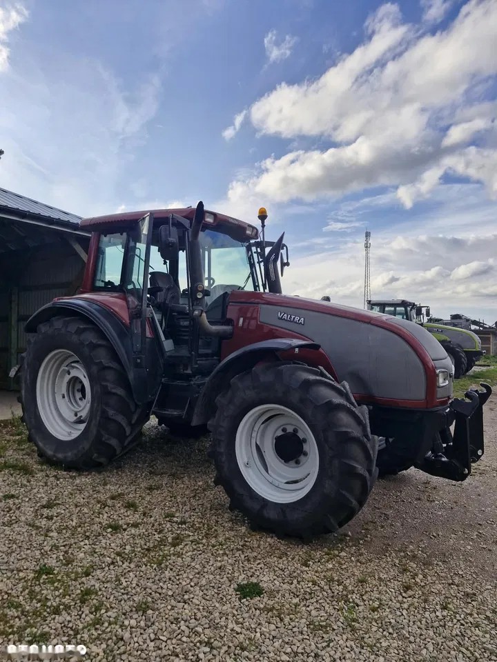 2005 Valtra T140, 9 529 mth, dovoz Skladom v EÚ — foto 3 z 21