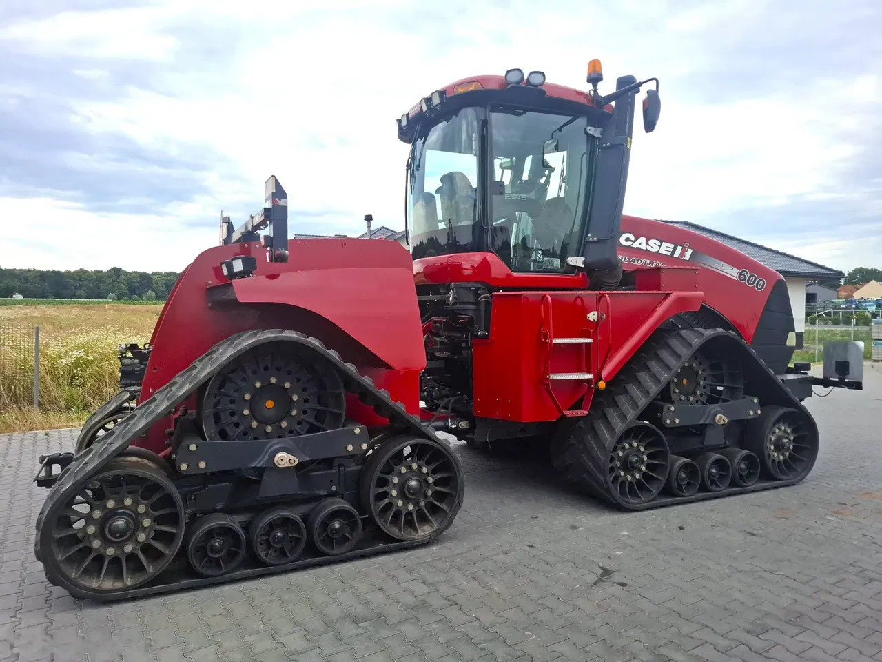2013 Case Ih QUADTRAC, 9 070 mth, dovoz Skladom v EÚ — foto 5 z 14