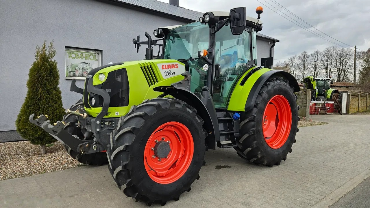 2019 Claas Arion 440, 7 400 mth, dovoz Skladom v EÚ — foto 1 | AMECAR 2019 Claas Arion 440, 7 400 mth, dovoz Skladom v EÚ — foto 1
