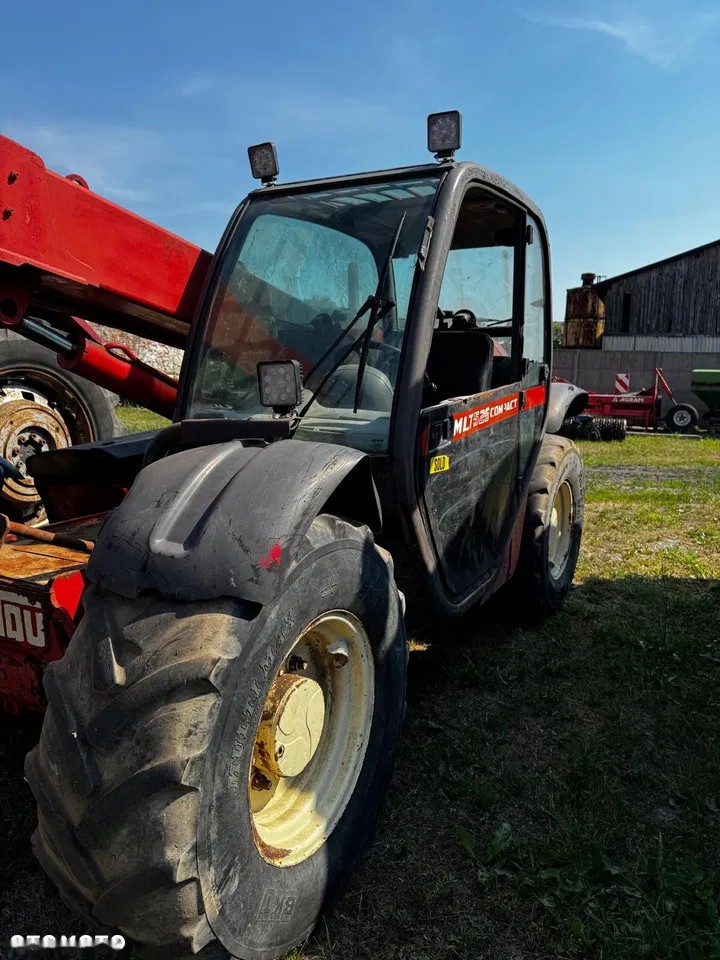 2002 Manitou MLT526 Compact, 8 600 mth, dovoz Skladom v EÚ — foto 1 | AMECAR 2002 Manitou MLT526 Compact, 8 600 mth, dovoz Skladom v EÚ — foto 1