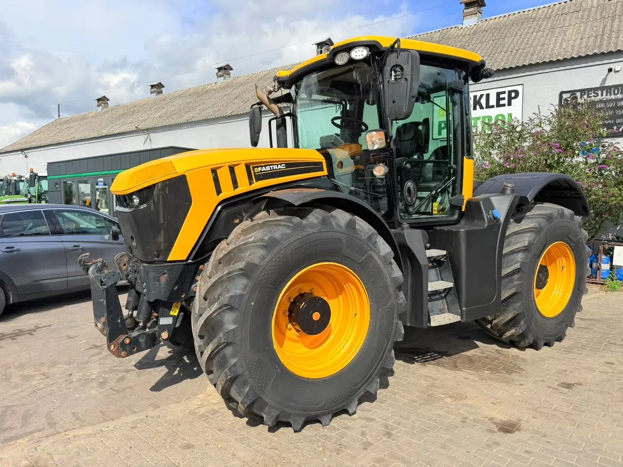 2018 JCB Fastrac 4220, dovoz Skladom v EÚ — foto 1 z 21 2018 JCB Fastrac 4220, dovoz Skladom v EÚ — foto 1 z 21