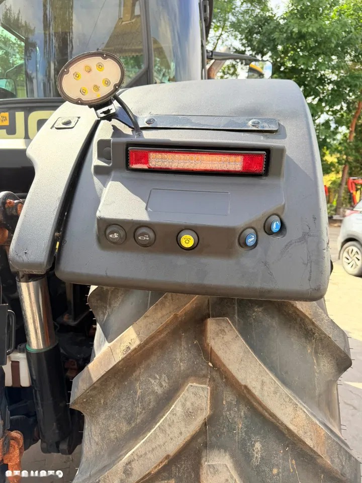 2018 JCB Fastrac 4220, dovoz Skladom v EÚ — foto 6 z 21