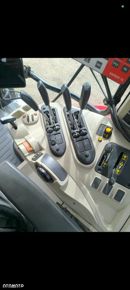 2017 Massey Ferguson 7720, 3 750 mth, dovoz Skladom v EÚ — foto 7 z 16