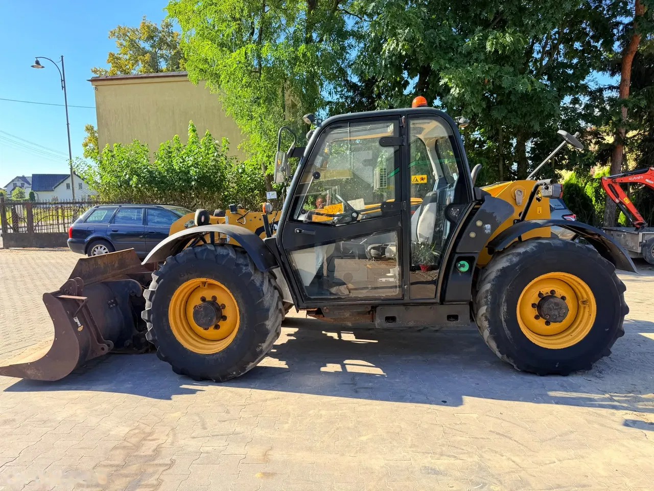 2011 Caterpillar TH336, dovoz Skladom v EÚ — foto 13 z 24
