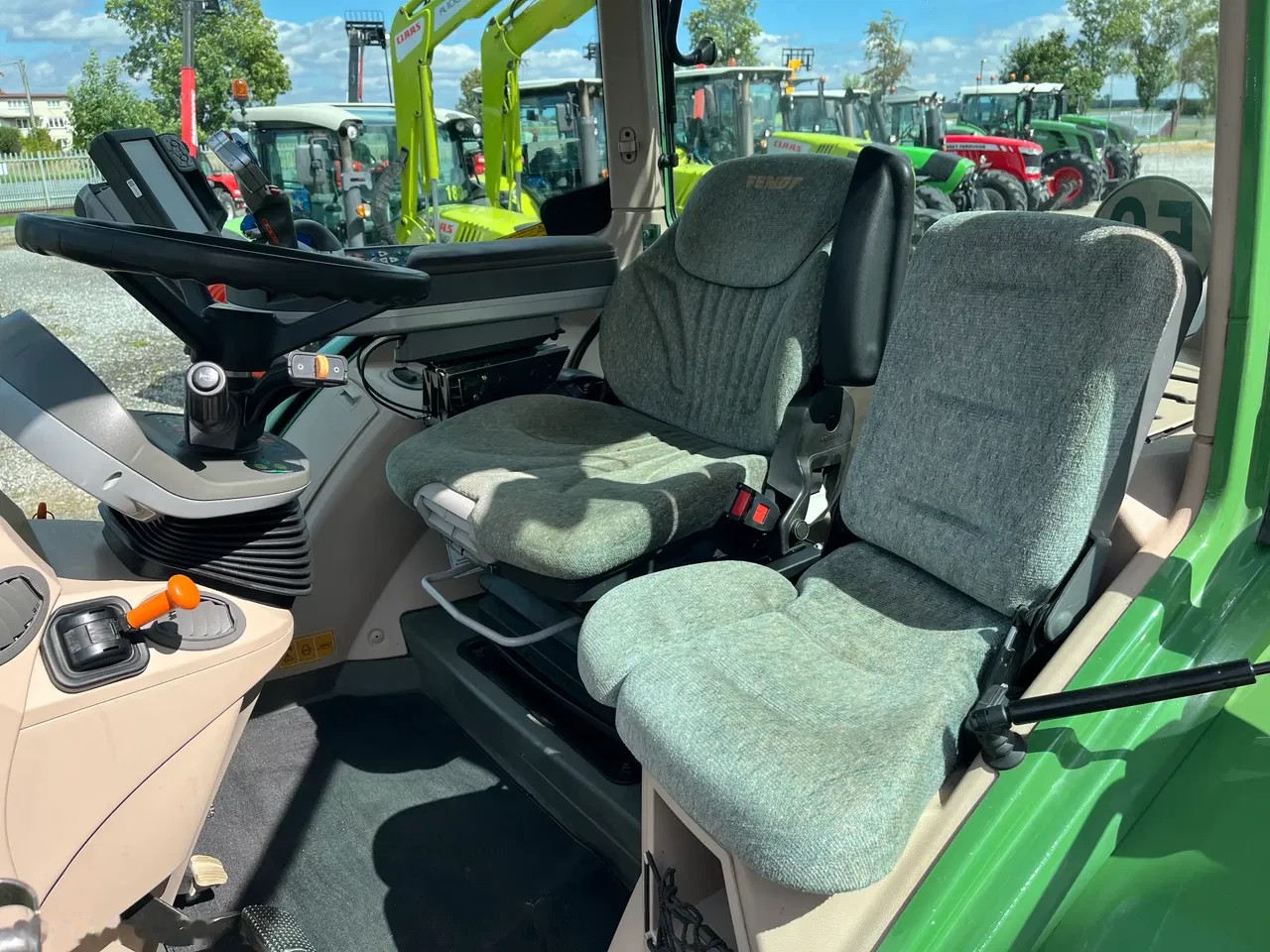 2013 Fendt 720, 8 782 mth, dovoz Skladom v EÚ — foto 11 z 15