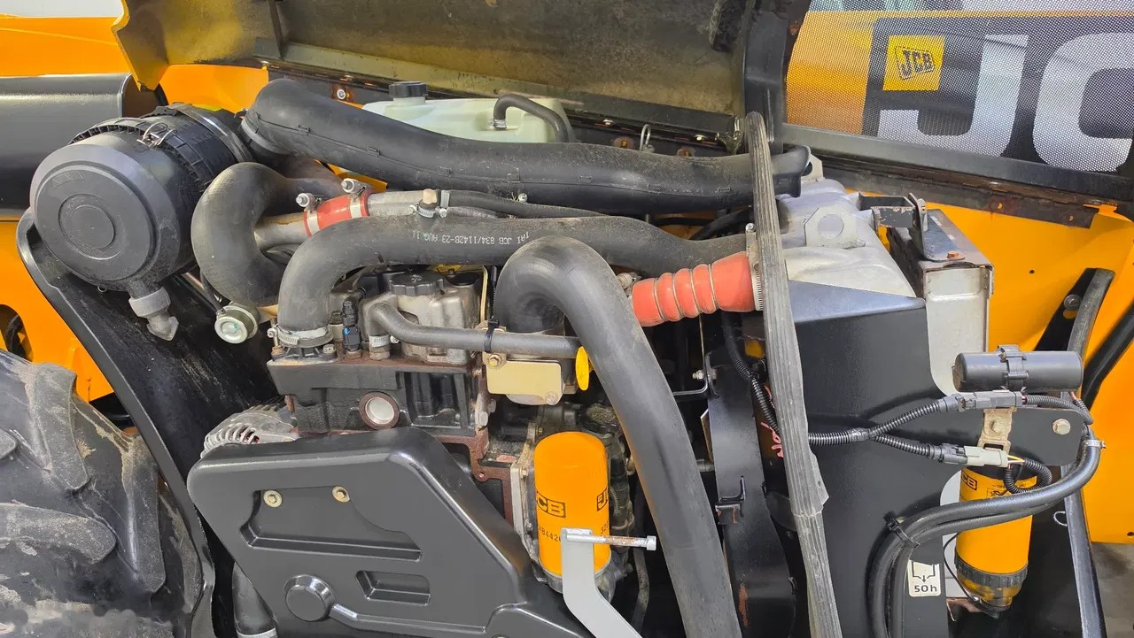 2012 JCB 531-70, 5 000 mth, dovoz Skladom v EÚ — foto 8 z 14