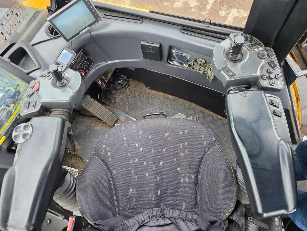 2014 Ponsse Buffalo 8W Forwarder, 26 500 mth, dovoz Skladom v EÚ — foto 13 z 22