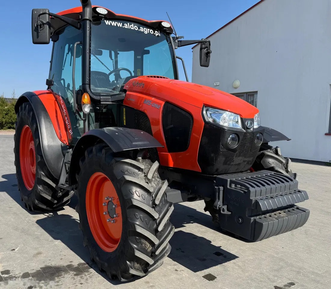 2022 Kubota M5-092, 1 720 mth, dovoz Skladom v EÚ — foto 2 z 15