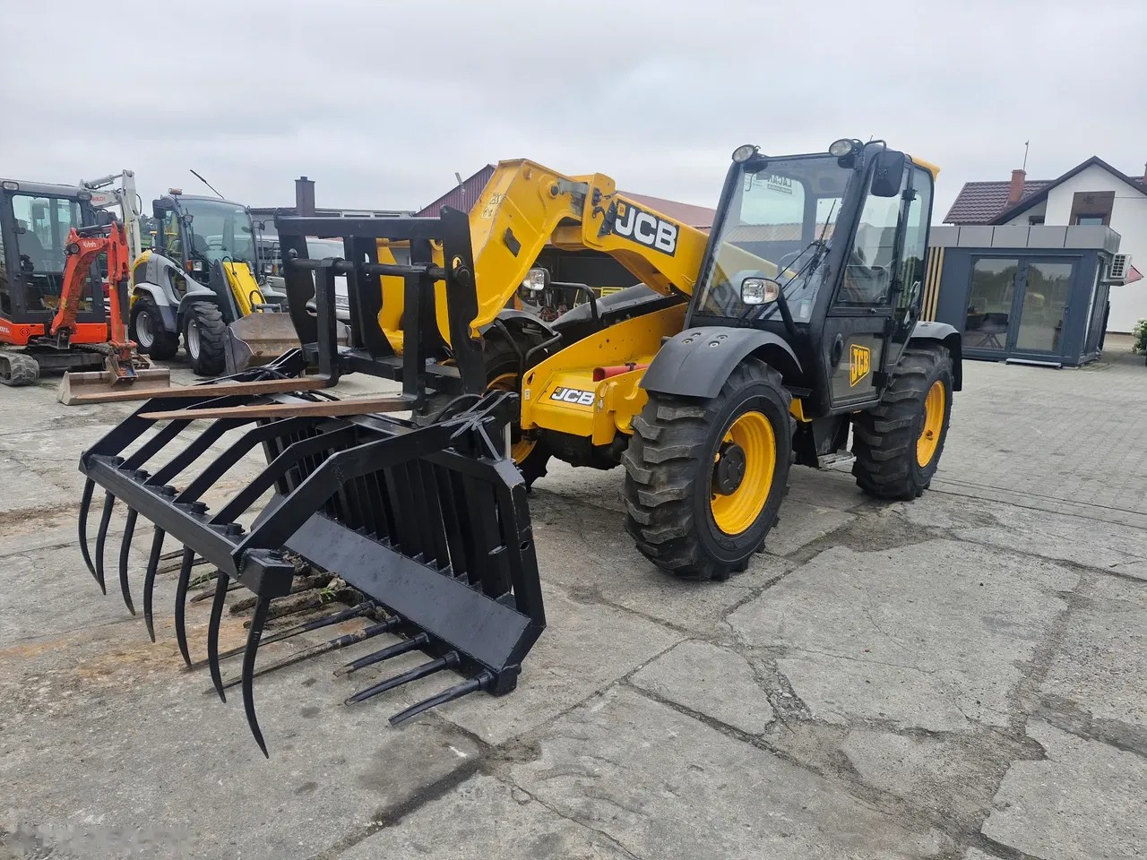 2014 JCB 526-26, 10 000 mth, dovoz Skladom v EÚ — foto 4 z 11