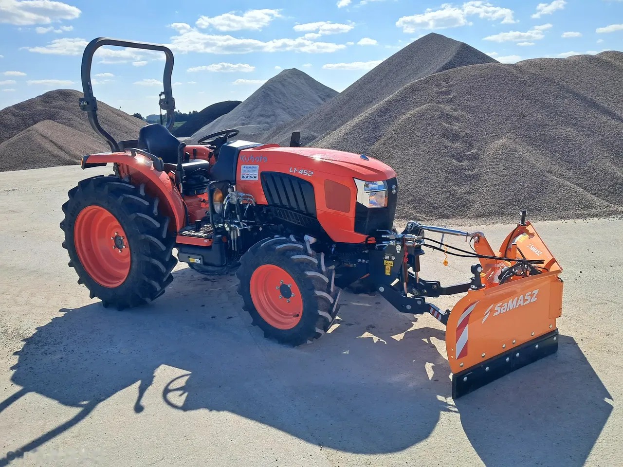 2022 Kubota L1452, 272 mth, dovoz Skladom v EÚ — foto 10 z 13