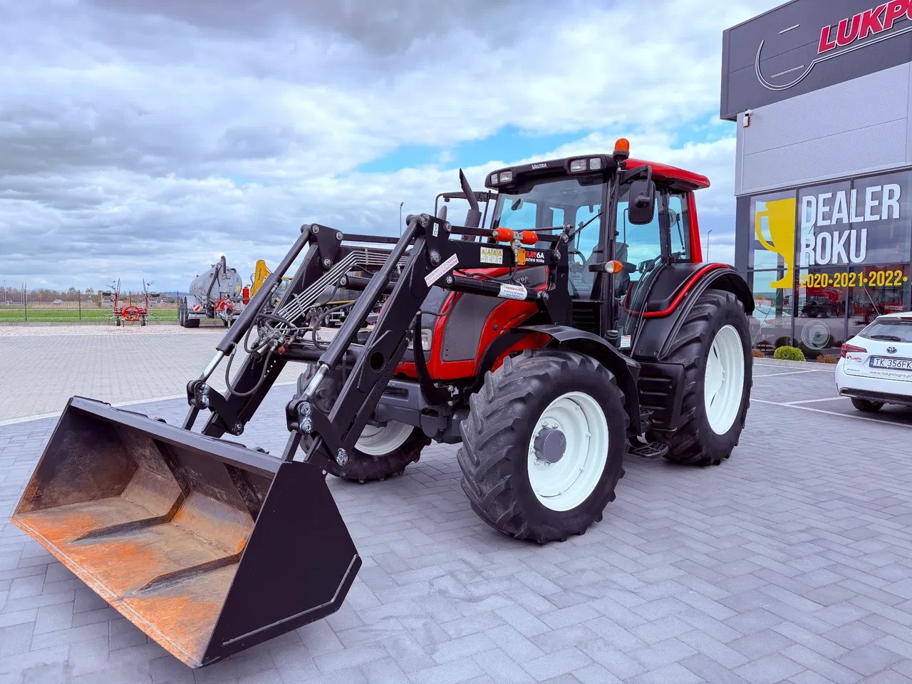 2013 Valtra, 4 100 mth, dovoz Skladom v EÚ — foto 1 | AMECAR 2013 Valtra, 4 100 mth, dovoz Skladom v EÚ — foto 1