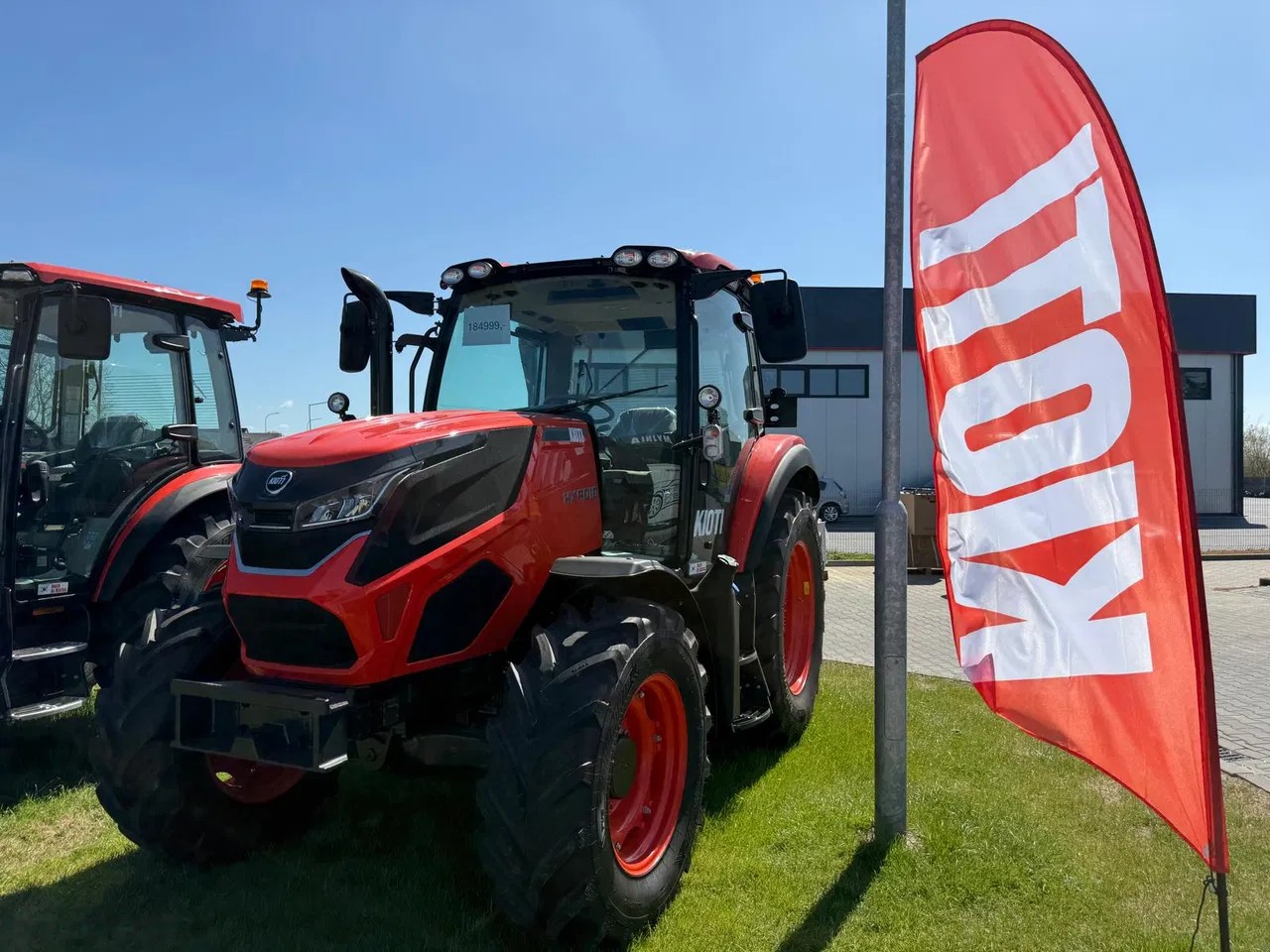 2026 Kioti HX9010, dovoz Skladom v EÚ — foto 2 z 22