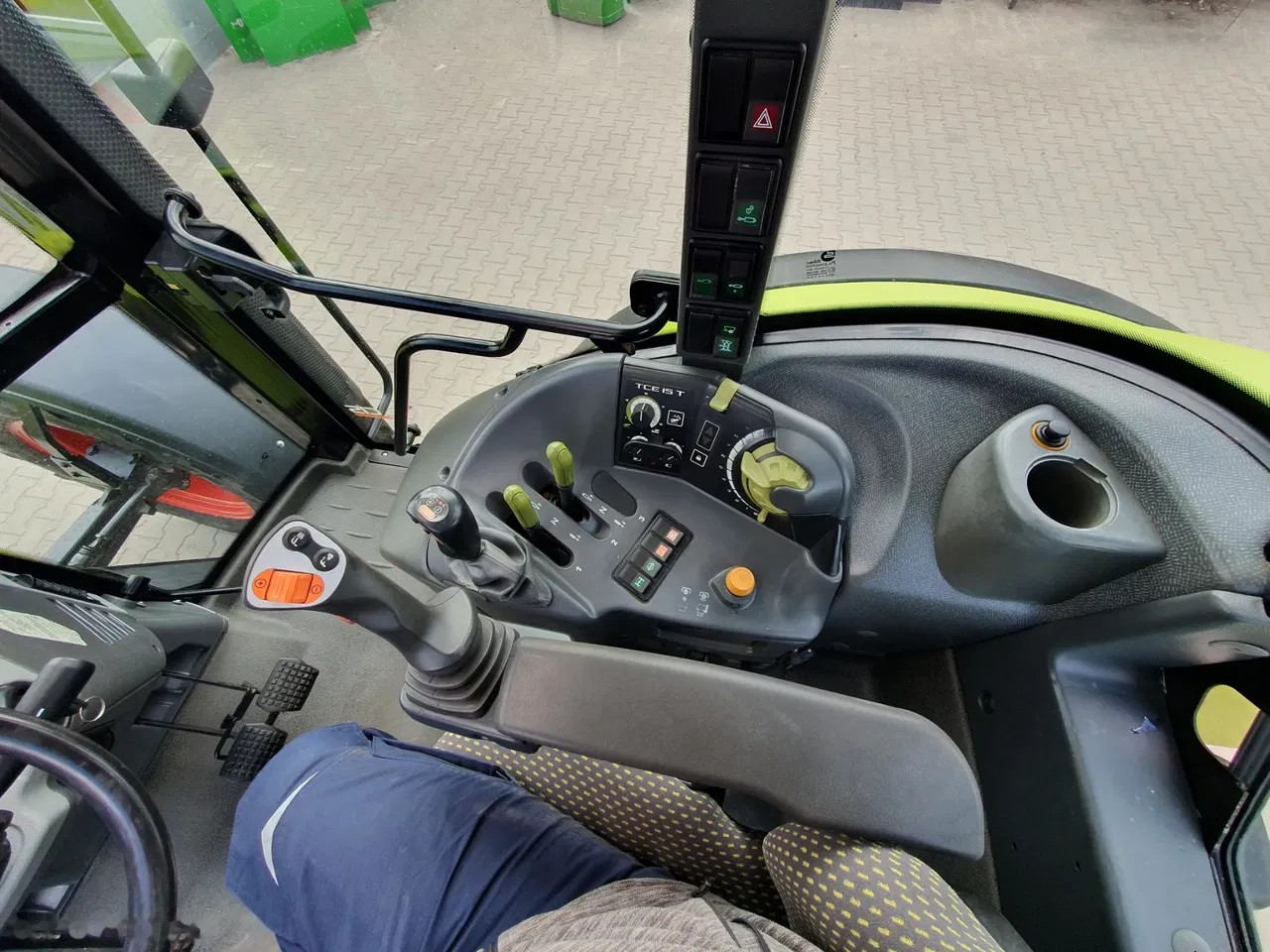 2011 Claas Arion 430, 6 865 mth, dovoz Skladom v EÚ — foto 12 z 14