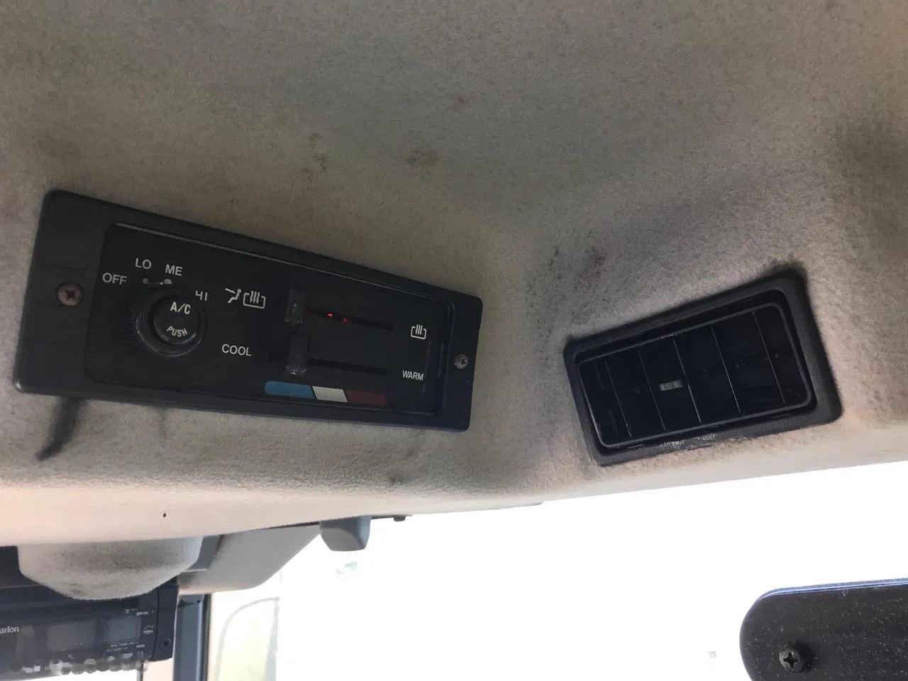 2011 Kubota B 2530, 414 mth, dovoz Skladom v EÚ — foto 14 z 17