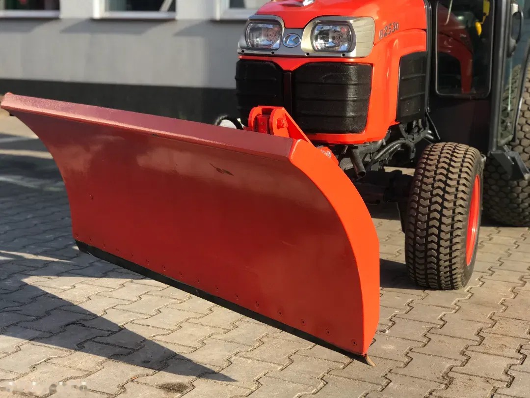 2011 Kubota B 2530, 414 mth, dovoz Skladom v EÚ — foto 3 z 17