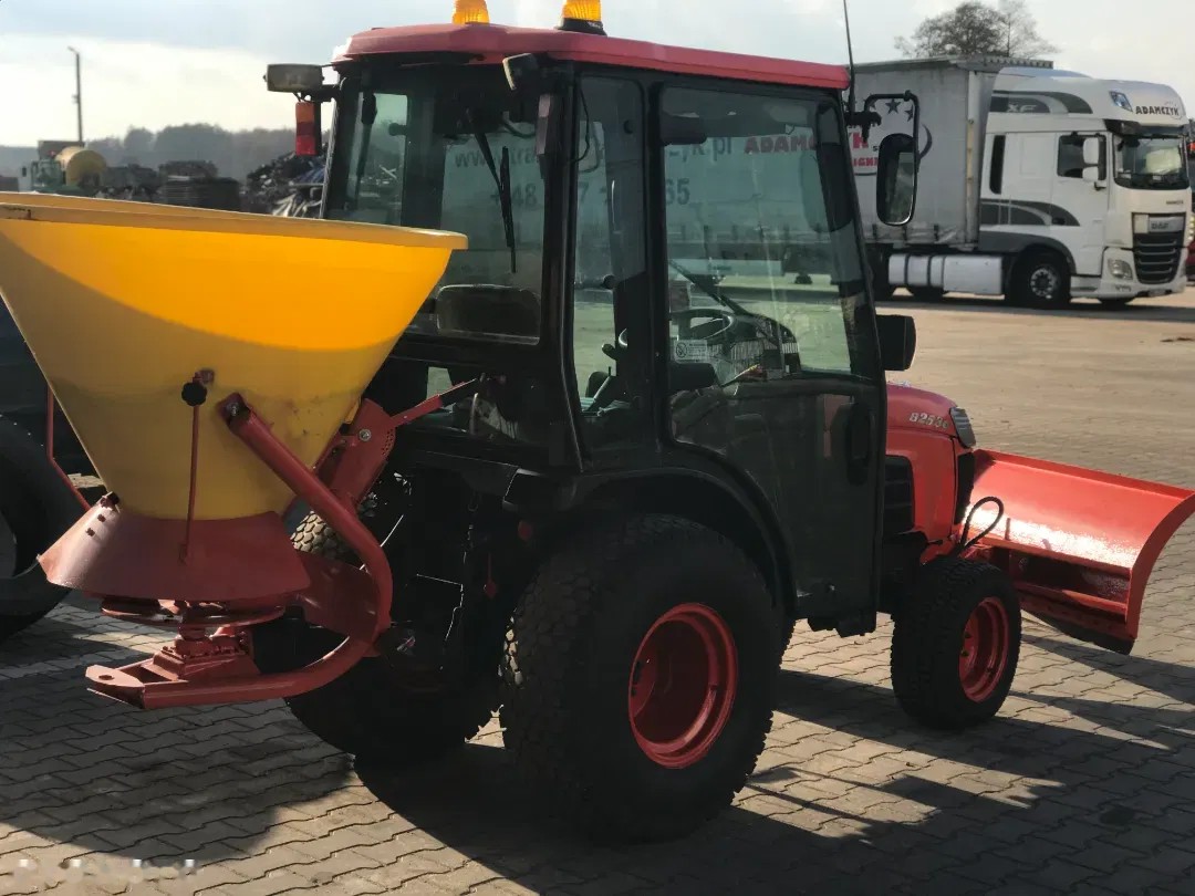 2011 Kubota B 2530, 414 mth, dovoz Skladom v EÚ — foto 5 z 17