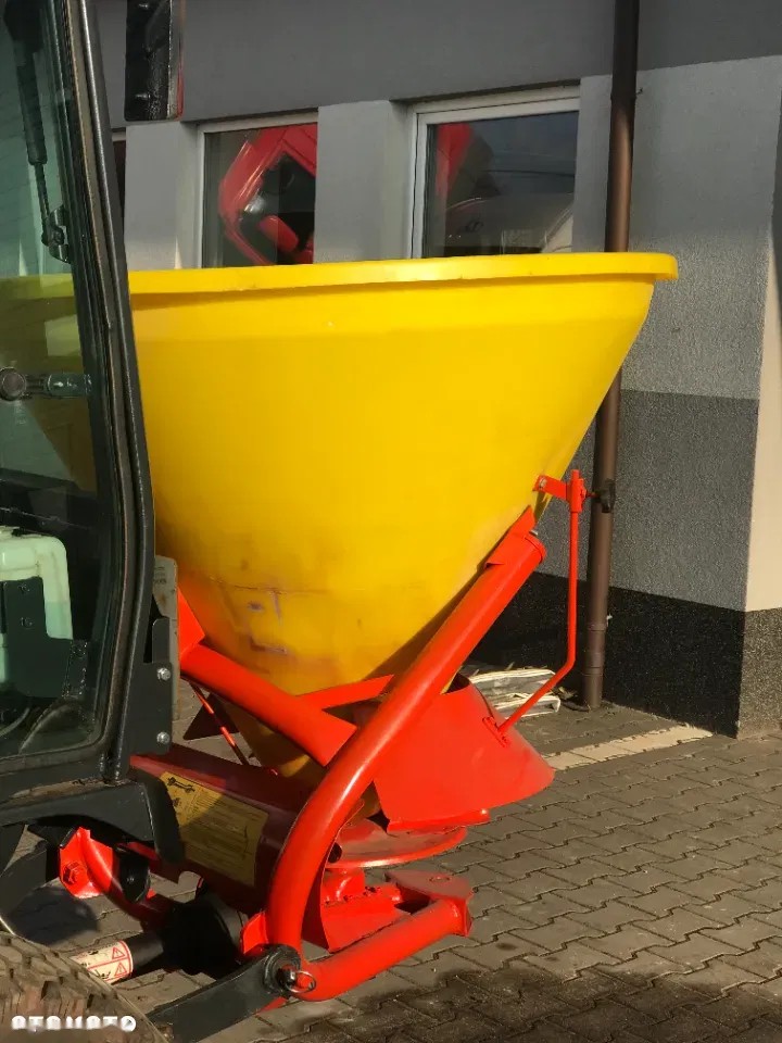 2011 Kubota B 2530, 414 mth, dovoz Skladom v EÚ — foto 6 z 17