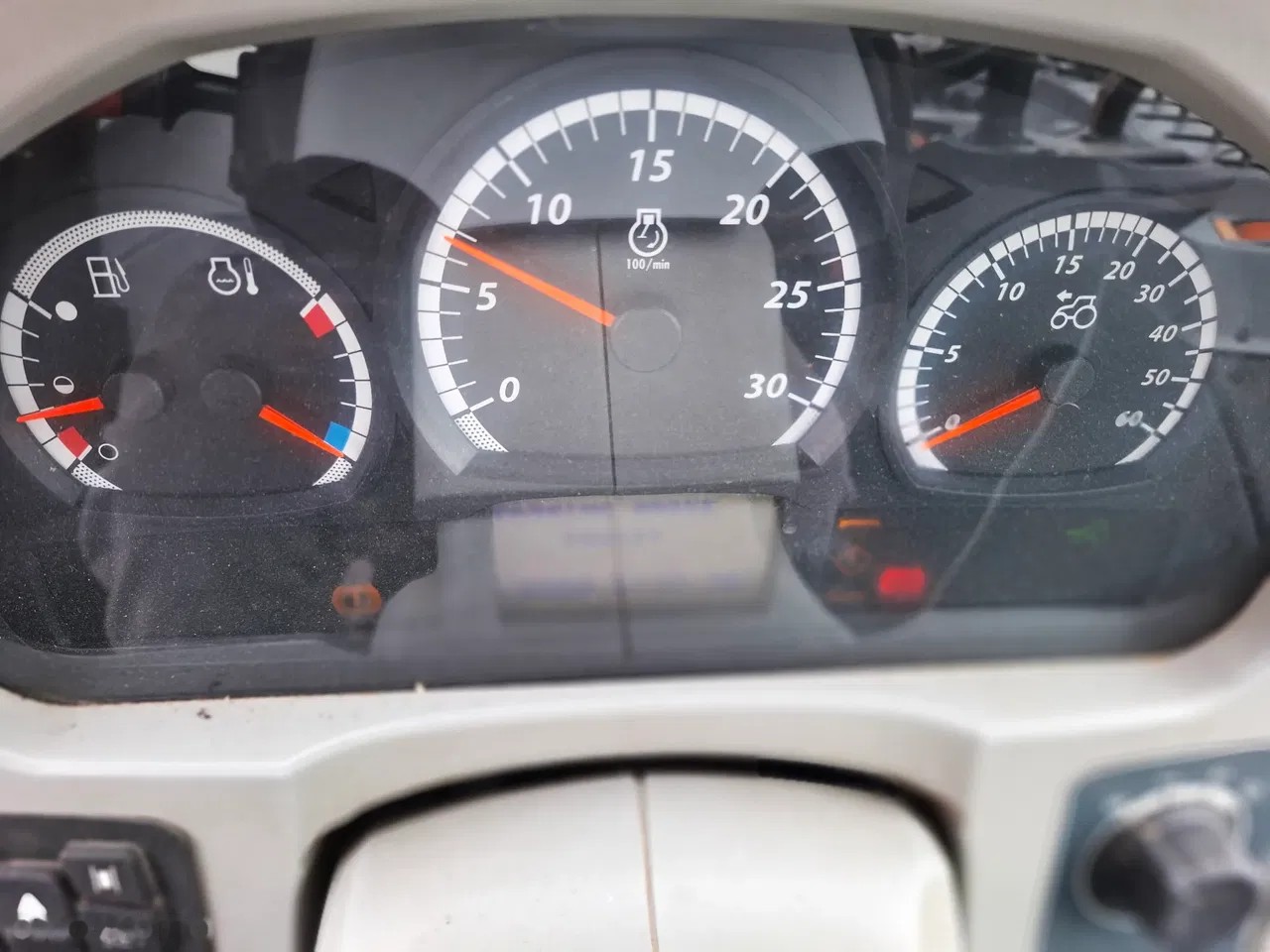 2019 Valtra T 234, 6 600 mth, dovoz Skladom v EÚ — foto 11 z 11