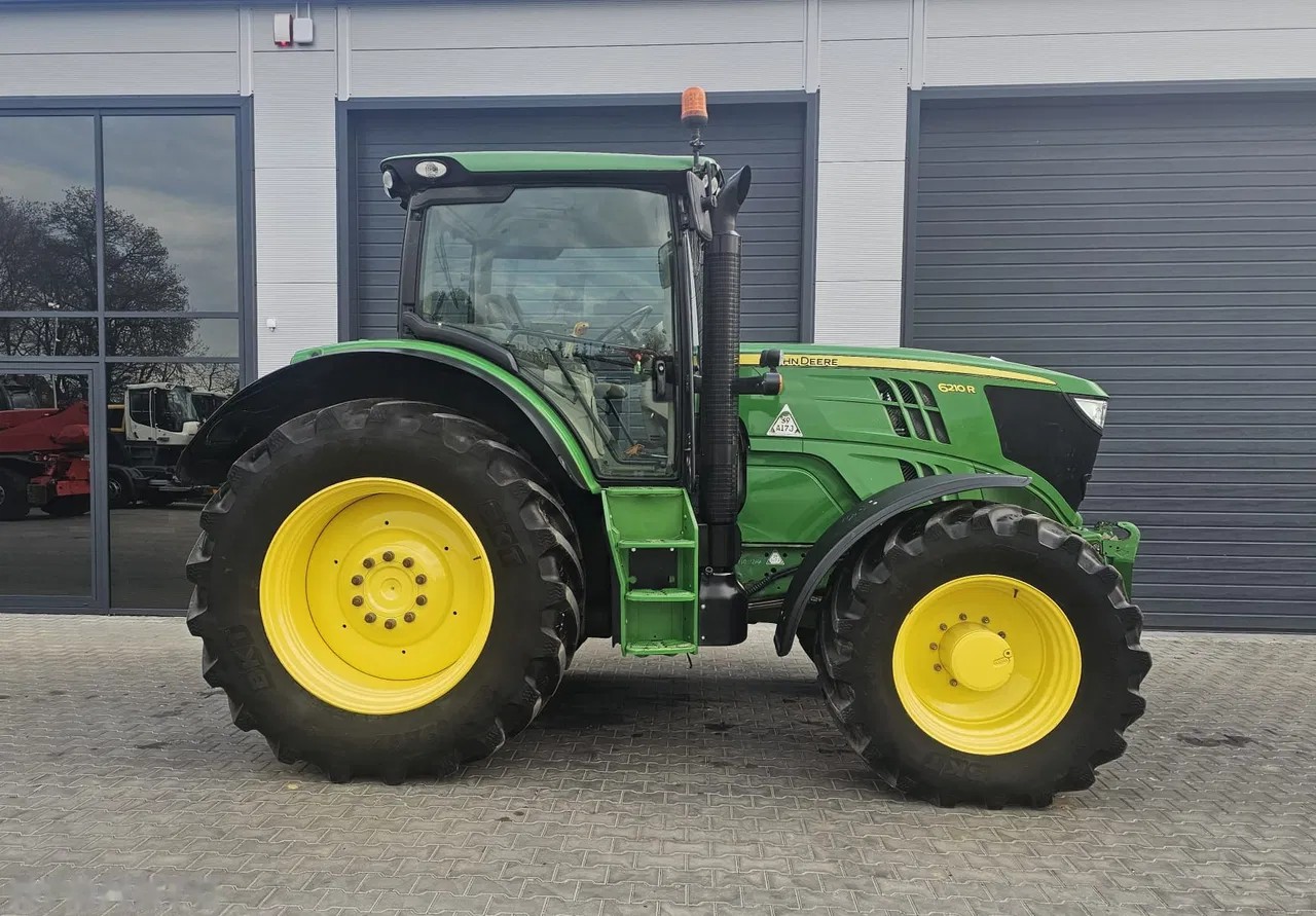 2014 John Deere 6210R, 8 752 mth, dovoz Skladom v EÚ — foto 2 z 11