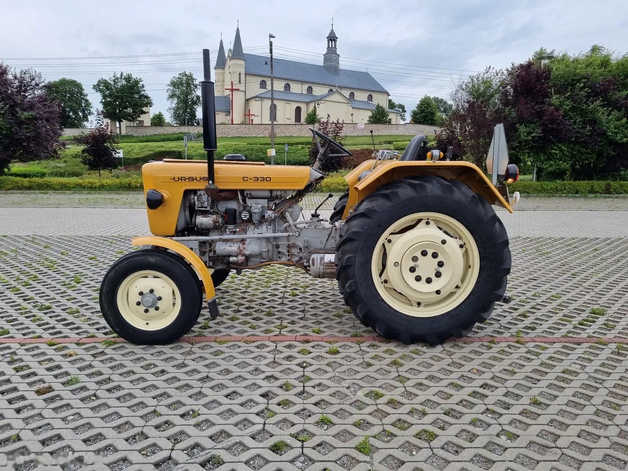 1985 Ursus C 330, 1 500 mth, dovoz Skladom v EÚ — foto 2 z 15