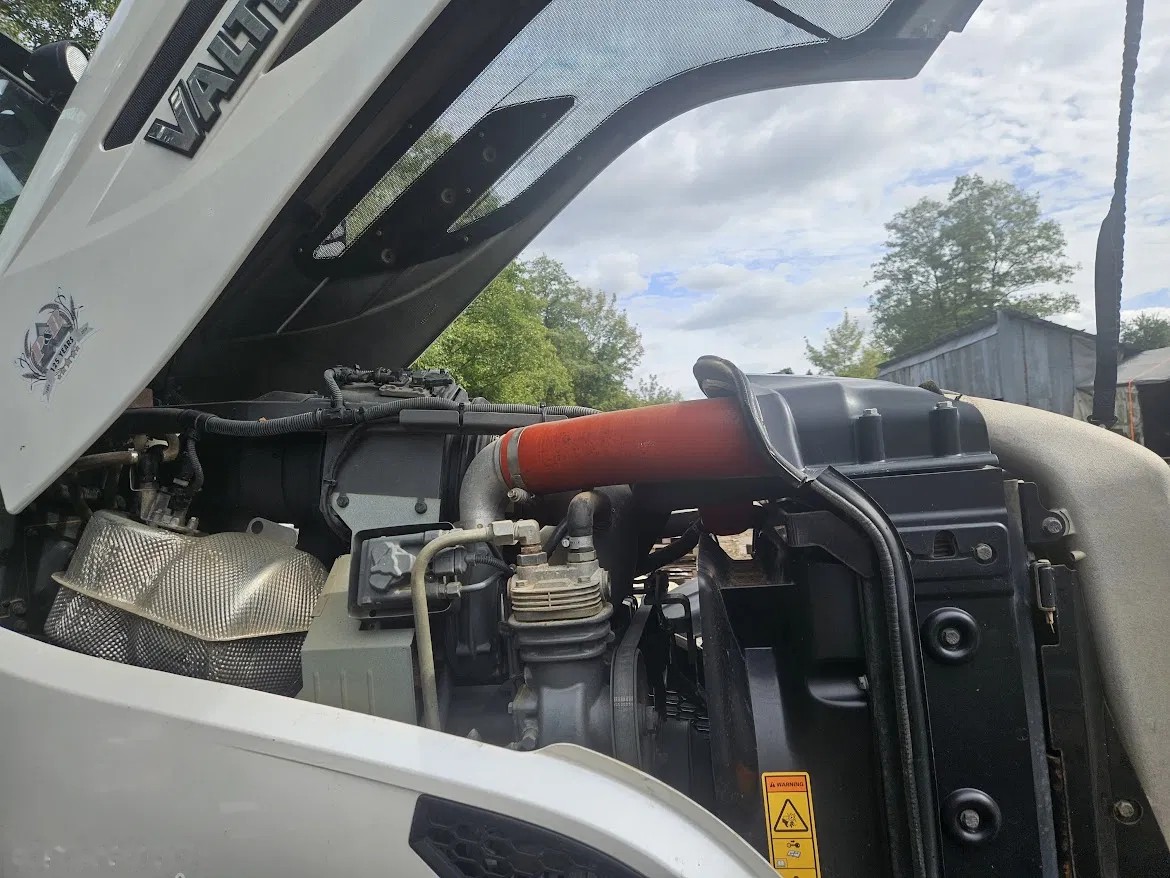 2019 Valtra t174 versu, 2 850 mth, dovoz Skladom v EÚ — foto 5 z 17