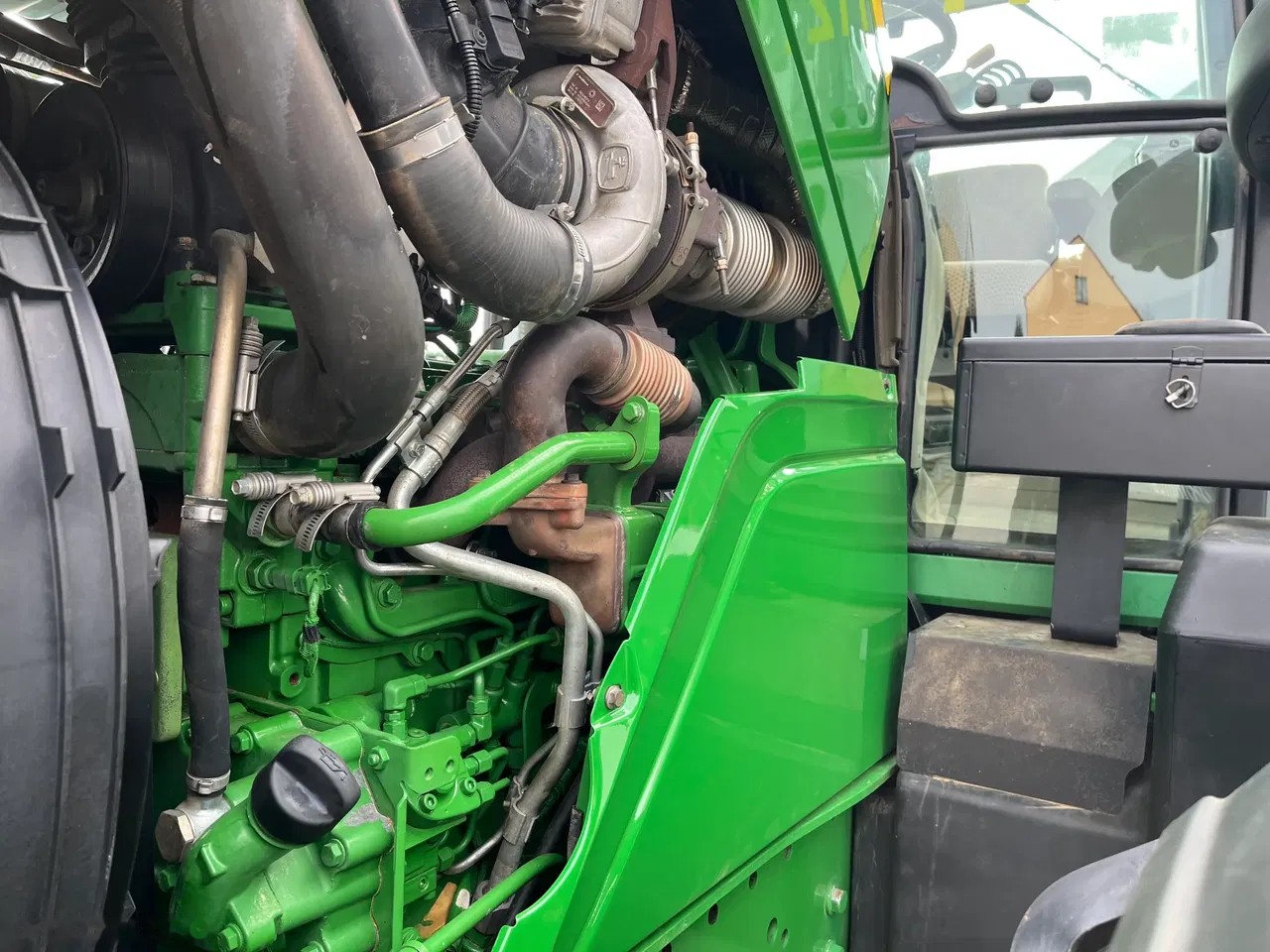 2013 John Deere 6150 M, 5 617 mth, dovoz Skladom v EÚ — foto 15 z 23