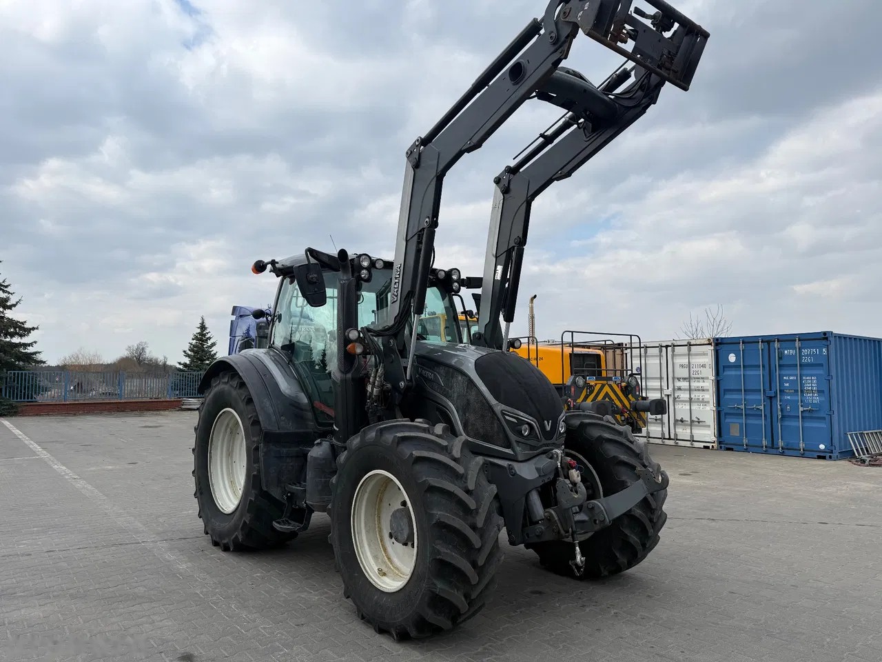 2017 Valtra N174, 7 000 mth, dovoz Skladom v EÚ — foto 1