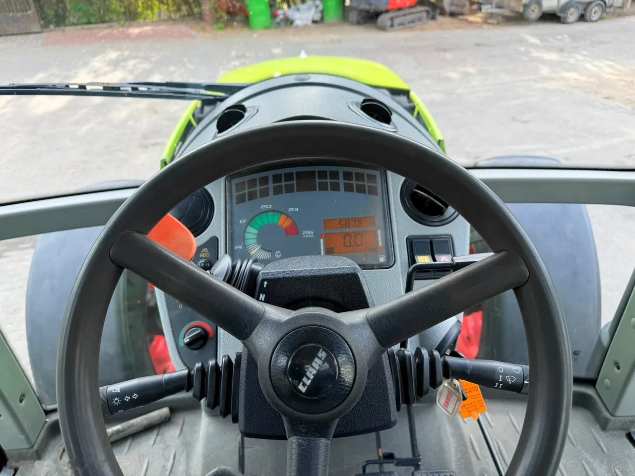 2009 Claas Ares 557 ATX, 5 878 mth, dovoz Skladom v EÚ — foto 13 z 24