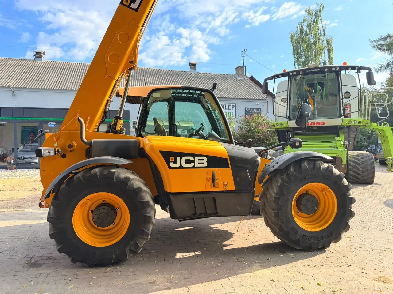 2012 JCB 541-70 AGRI SUPER, 9 447 mth, dovoz Skladom v EÚ — foto 10 z 23
