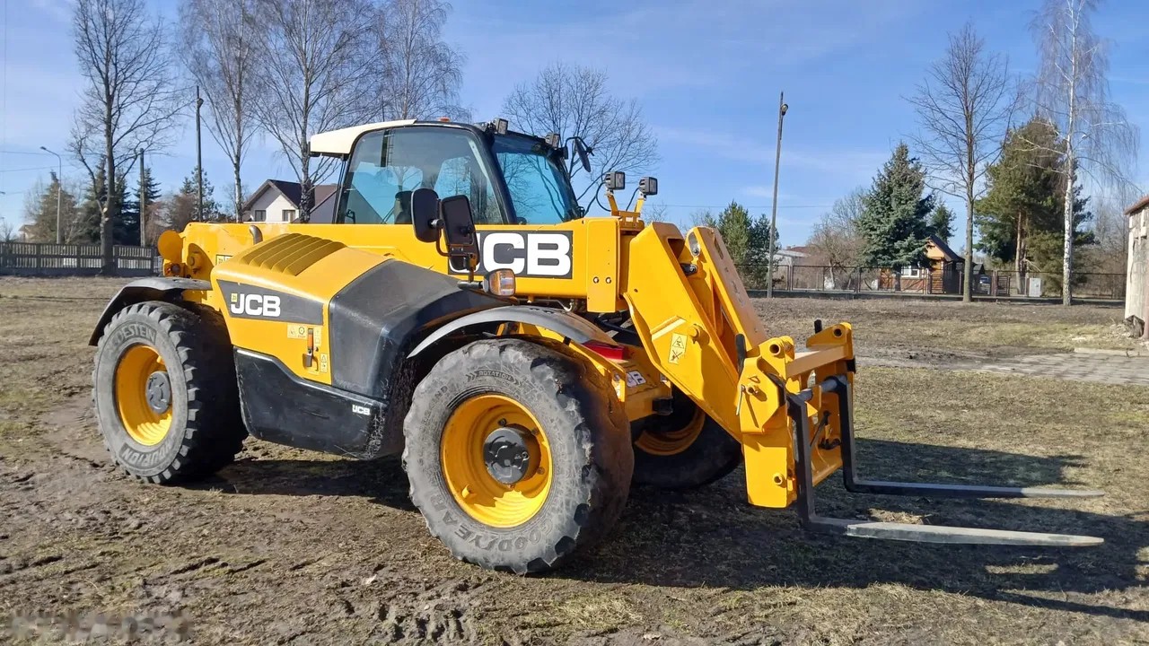 2015 JCB 541-70, 7 394 mth, dovoz Skladom v EÚ — foto 3 z 14