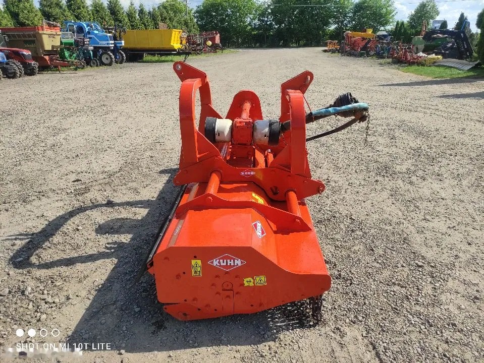 2001 Kuhn, dovoz Skladom v EÚ — foto 3 z 8