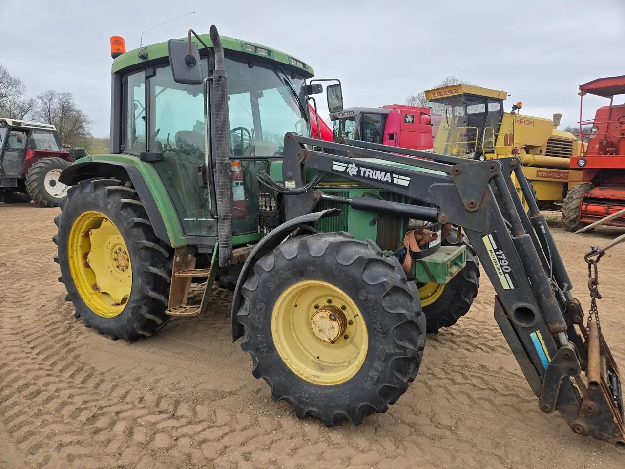 1997 John Deere 6200 Export 4WD, dovoz Skladom v EÚ — foto 1 z 5 1997 John Deere 6200 Export 4WD, dovoz Skladom v EÚ — foto 1 z 5
