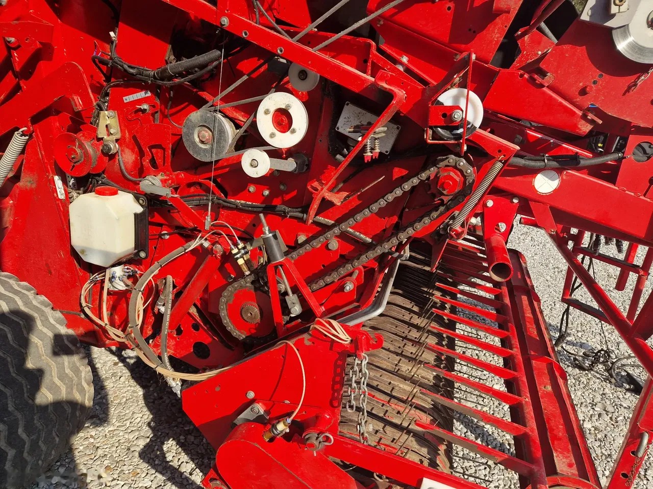 2012 Claas VARIANT 380, dovoz Skladom v EÚ — foto 11 z 24