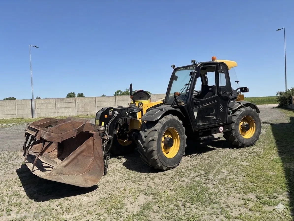 2016 Caterpillar TH337C, 4 990 mth, dovoz Skladom v EÚ — foto 2 z 24