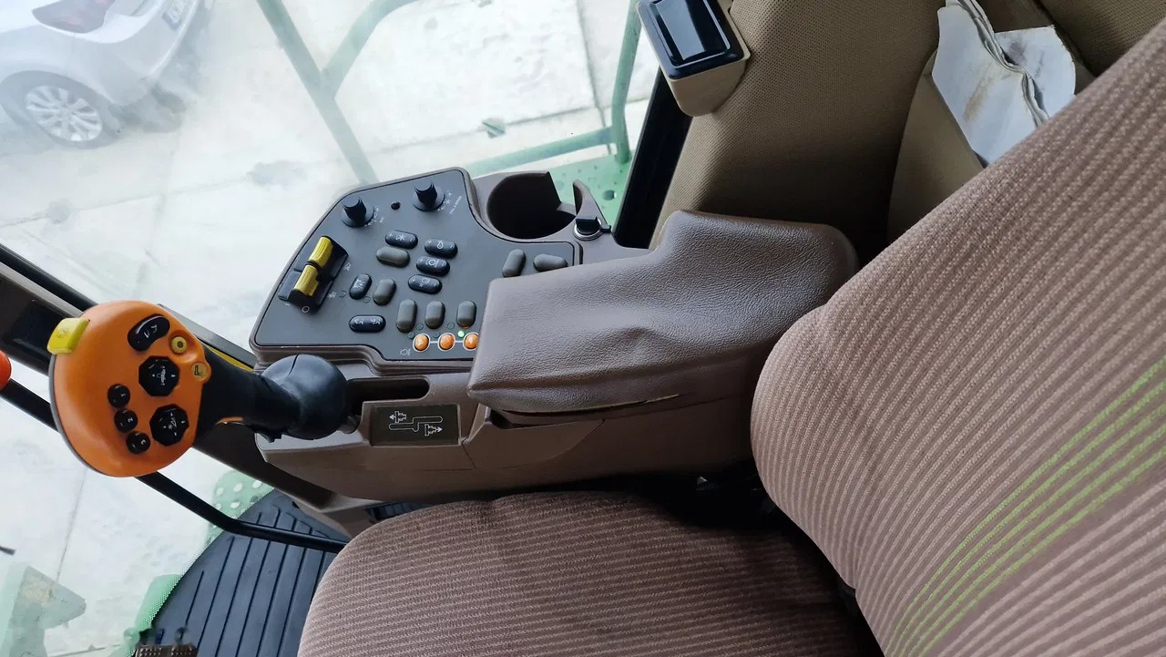 2002 John Deere 9580 WTS, 3 238 mth, dovoz Skladom v EÚ — foto 13 z 22