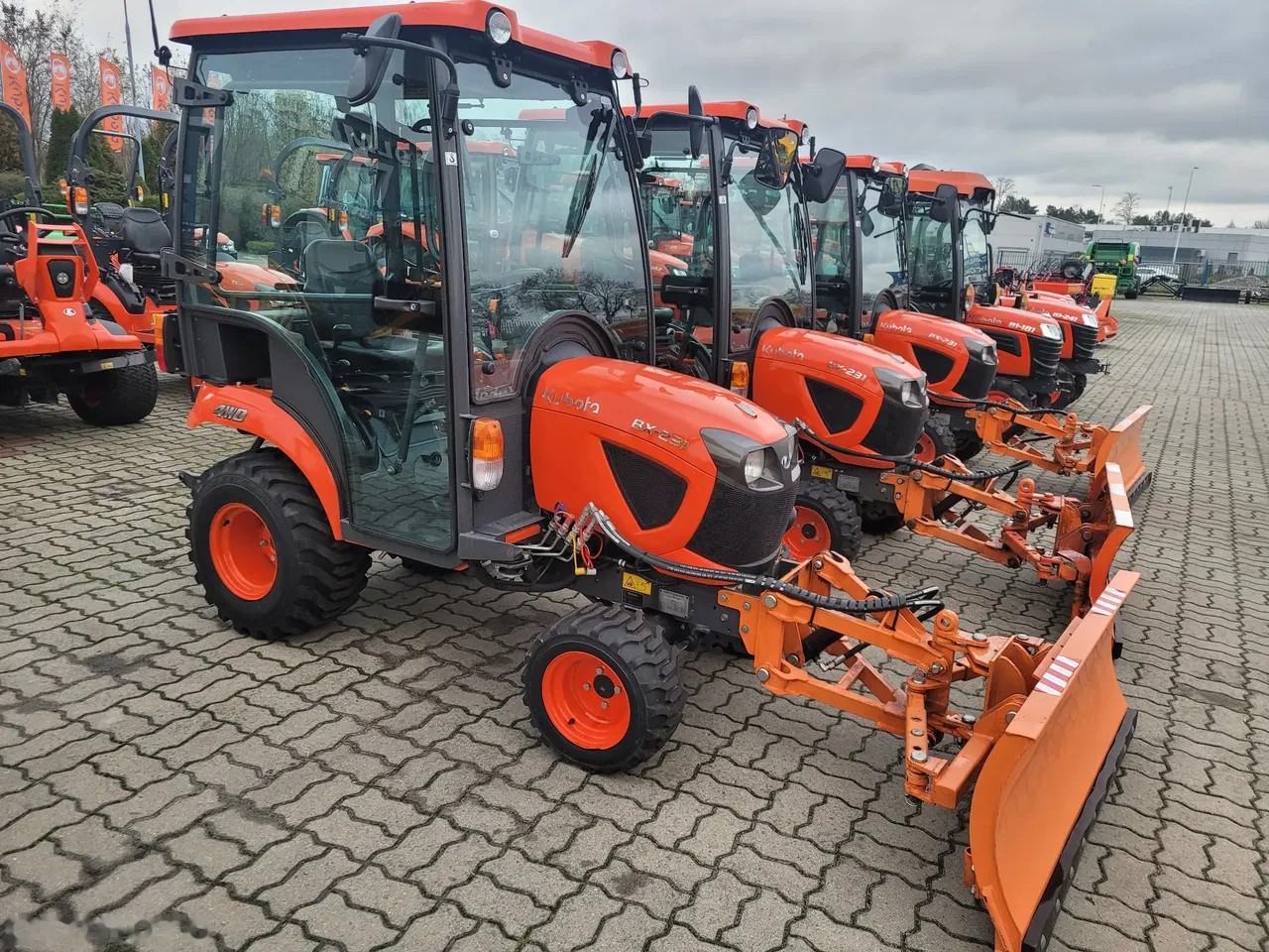 2023 Kubota BX231, 50 mth, dovoz Skladom v EÚ — foto 3 z 6