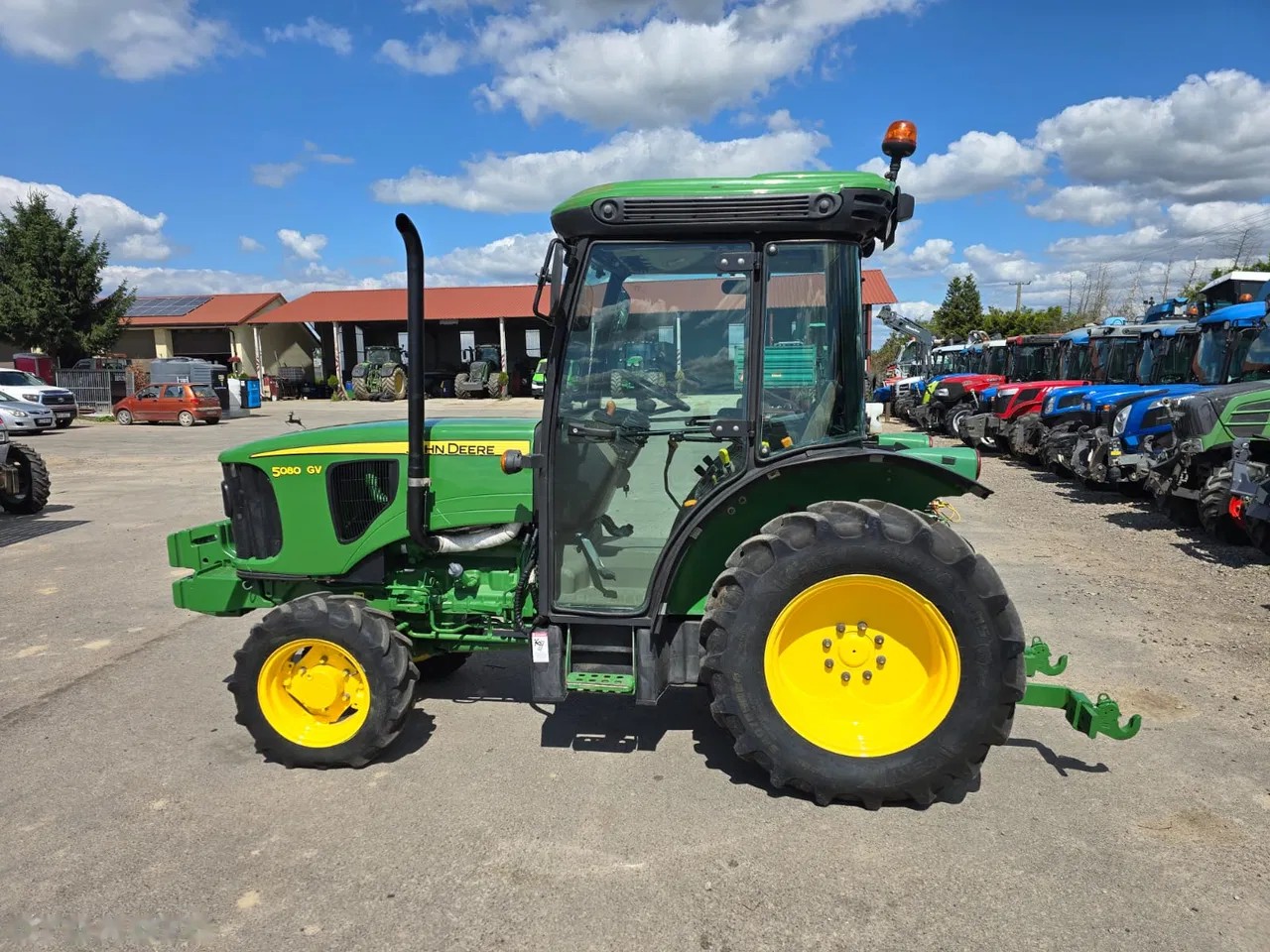 2015 John Deere 5080GV, 5 800 mth, dovoz Skladom v EÚ — foto 5 z 13