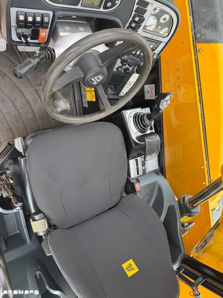 2011 JCB TELESKOPICKÝ, 6 800 mth, dovoz Skladom v EÚ — foto 7 z 13