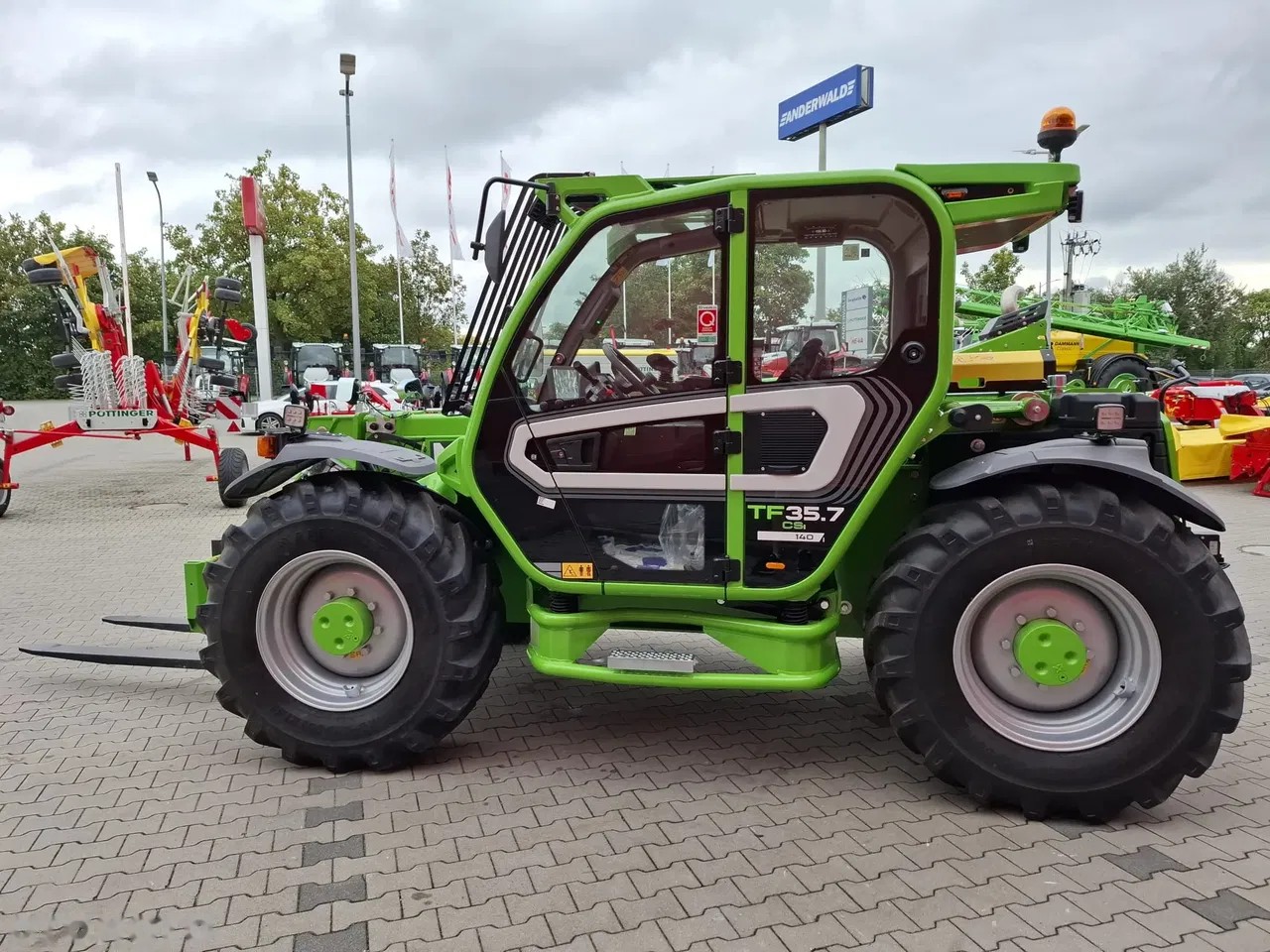 2026 Merlo TF35.7CS-140, dovoz Skladom v EÚ — foto 5 z 21